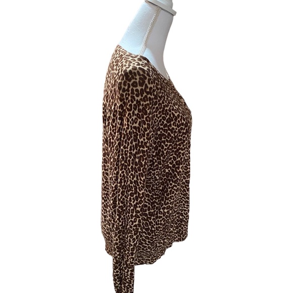 George XXLG Leopard cardigan/sweater. Rayon/Nylon blend. Great condition. - Picture 4 of 13
